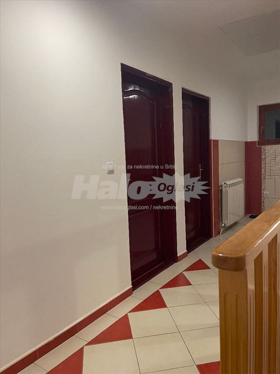 Namešten stan od 160m2, u kući, na Altini — 11