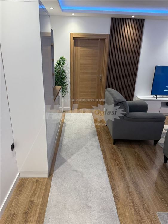 Namešten stan u Jajincima, Voždovac 55m2 — 10