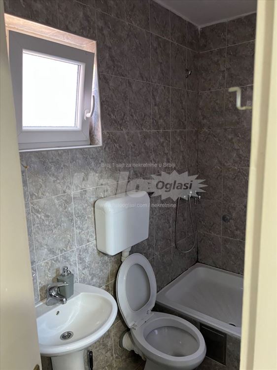 Namešten stan,Beli karton,Exstra lokacija — 7
