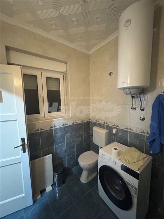 Namešten trosoban stan - 47,5m2+podrum 6 m2 — 5