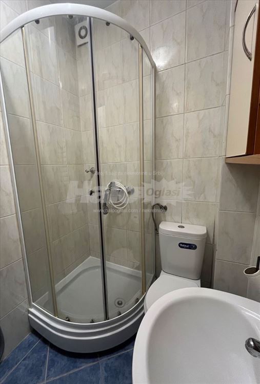 Nameštena Garsonjera Đeram pijaca — 7