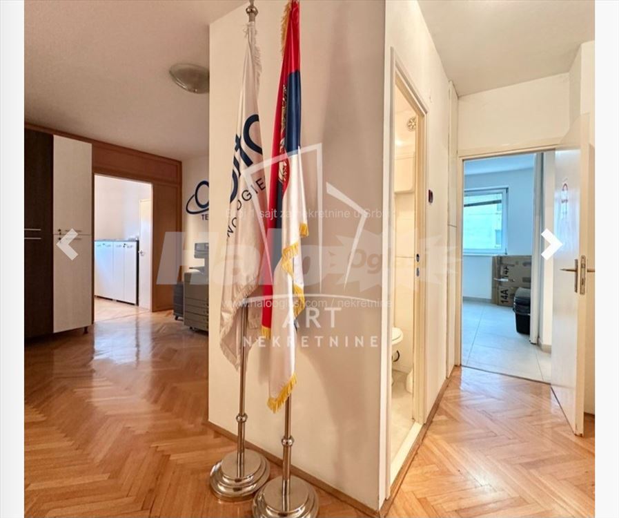 NBG - poslovni prostor 8 kancelarija, 2 terase — 3