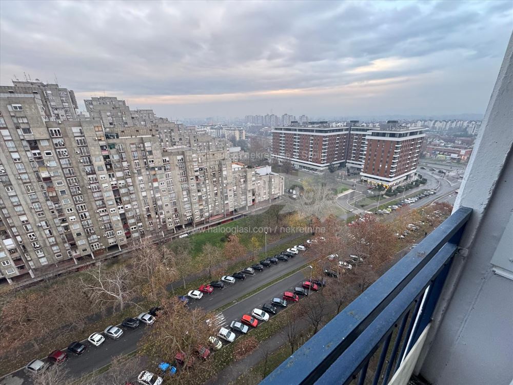 nbgd blok 62 od 35m2 bez provizije — 3