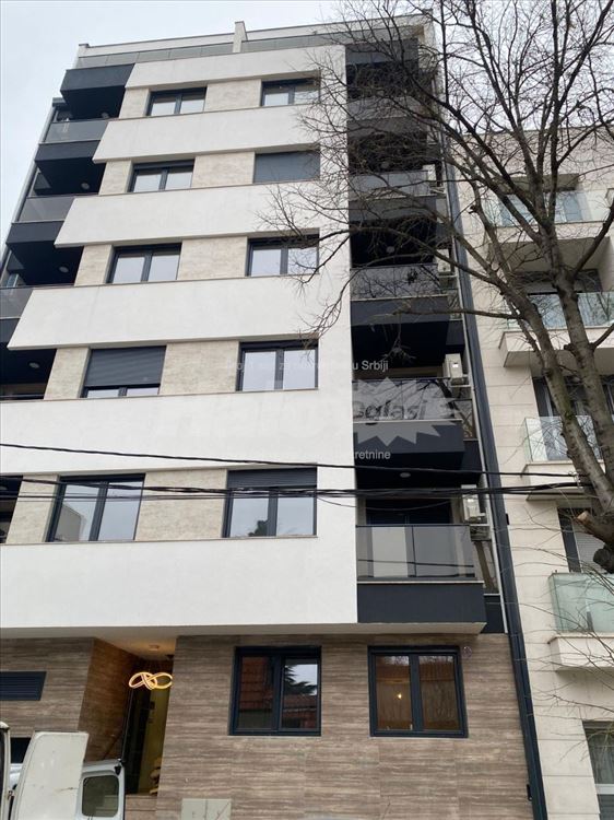 Neimar 2.0 nov lux namešten stan sa garažom — 14