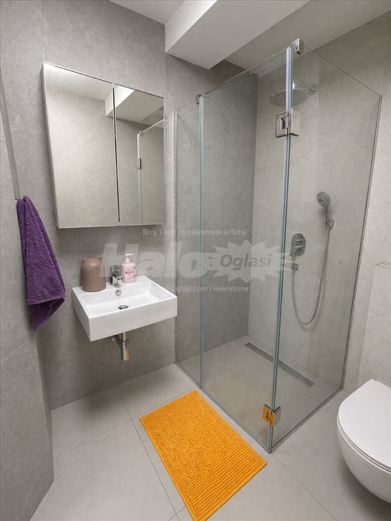 Neimar 69m², trosoban, 2 kupatila, garaža, svetao — 11