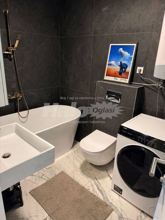 Neimar 69m², trosoban, 2 kupatila, garaža, svetao — 13