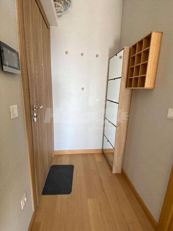 Neimar Lux 2.0 nov namešten stan — 6