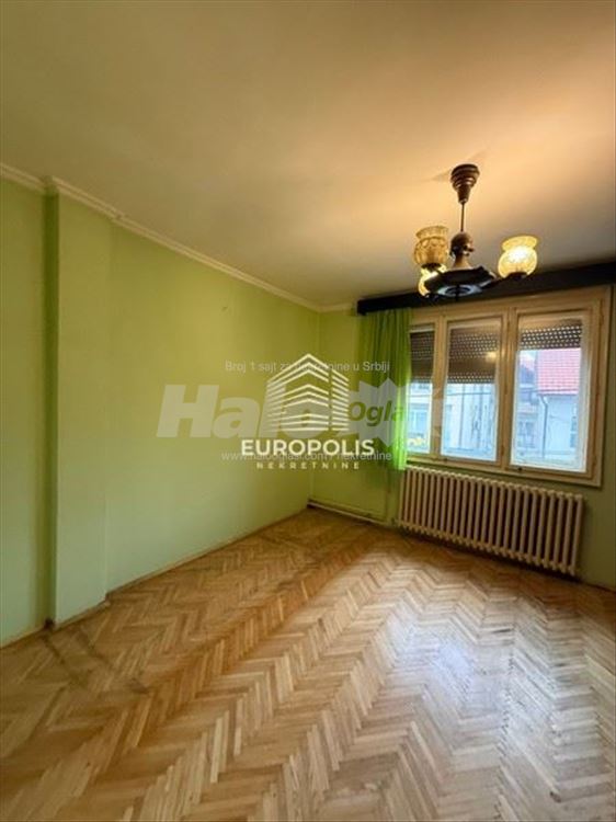 Nikolaja Gogolja, Banovo brdo, Čukarica — 4
