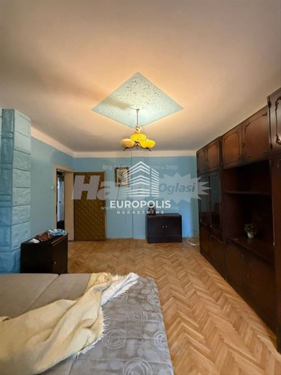 Nikolaja Gogolja, Banovo brdo, Čukarica — 6