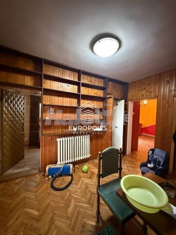 Nikolaja Gogolja, Banovo brdo, Čukarica — 7