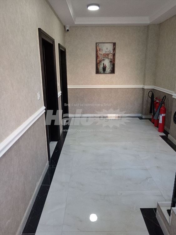 Nov lux stan/poslovni apartman — 8