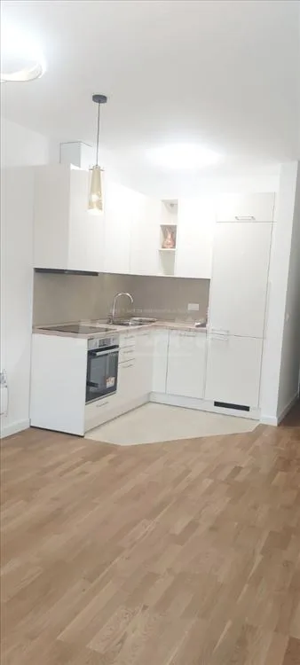 Nov moderan stan 55 m2,novogradnja,1 parking mesto — 10