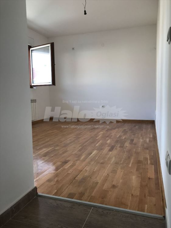 Nov Stan 25m2 Batajnica Stevana Dubajića — 3