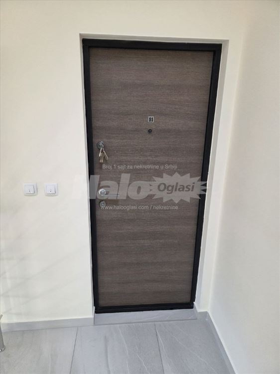 NOV stan Batajnica 41m² — 4
