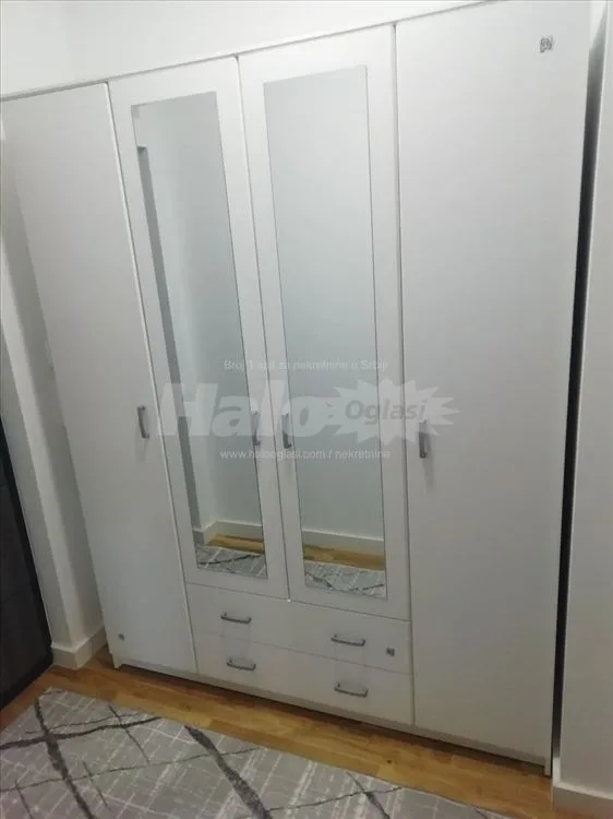 Nov stan kod Metroa 50kvm — 3