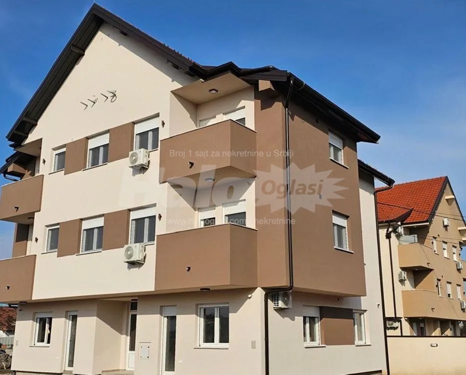 Moderan, odmah useljiv stan u Borči od 45 m2. — 3