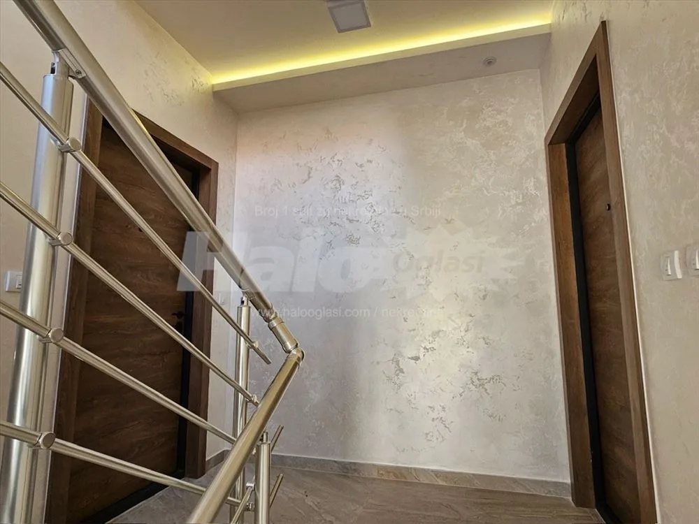 Moderan, odmah useljiv stan u Borči od 45 m2. — 15