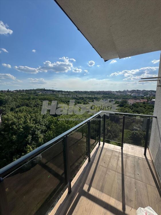 Nov stan u Mirijevu kod okretnice 25P, 79,27E — 3
