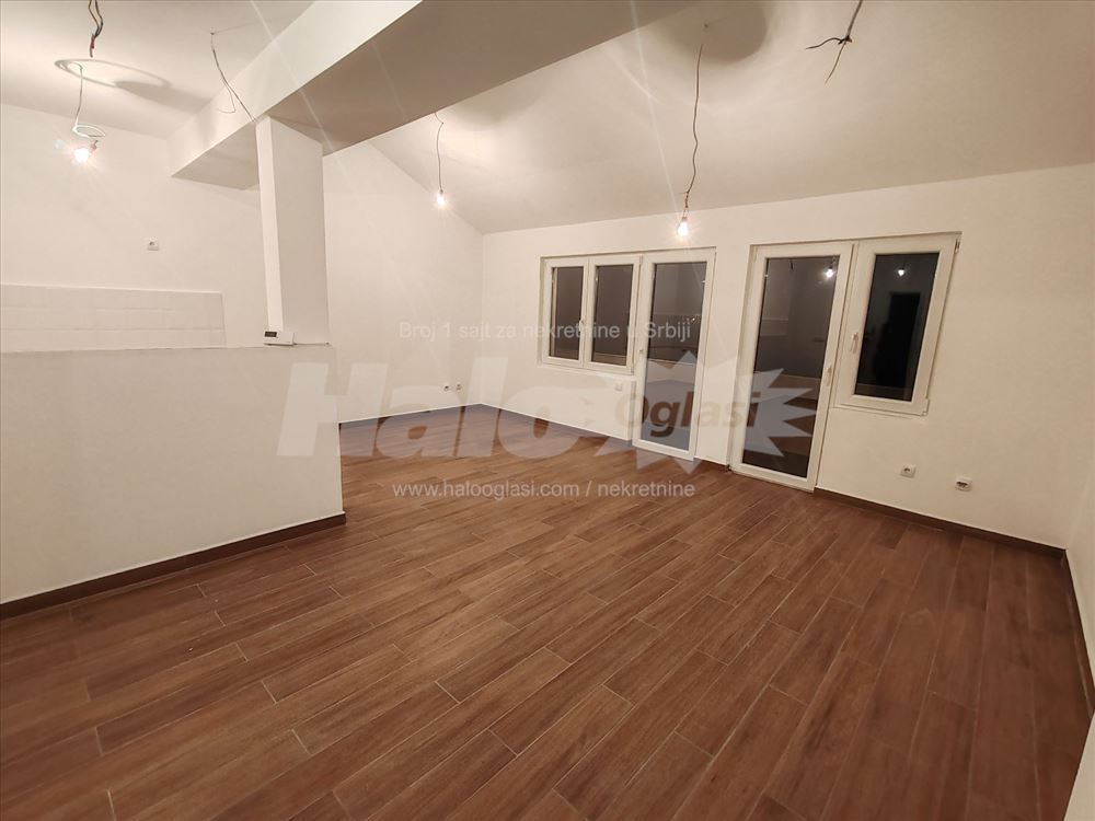 NOV STAN-Zemun Polje-60m2 uknjiženo +25m2 sređeno — 6