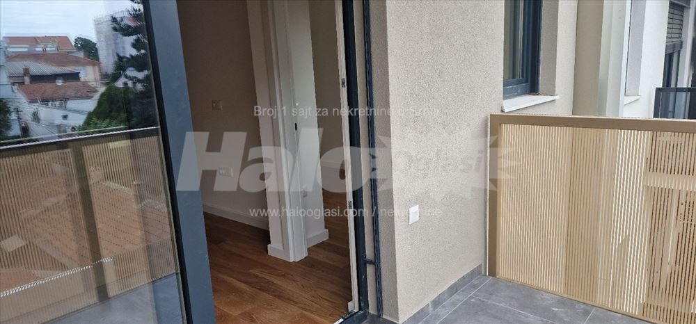 Nov, trosoban stan G. Vučića, 52 m2, 3.0, CG — 15