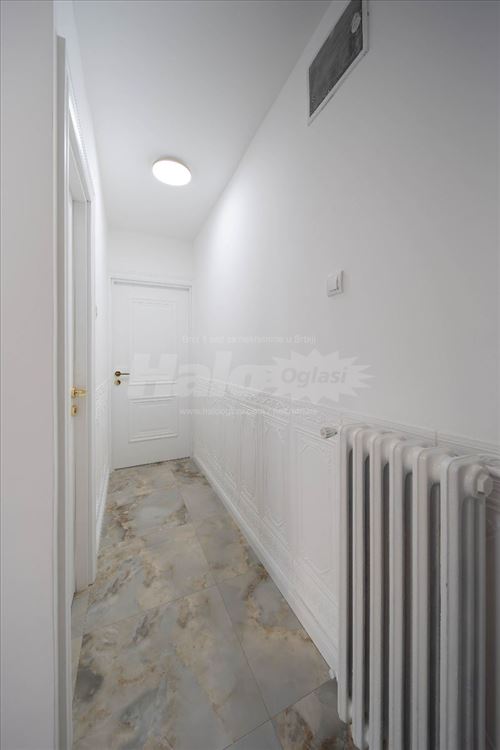 Nov, uknjizen, odmah useljiv, vlasnik – Stan 55 m² — 11