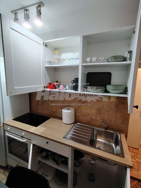 Nova garsonjera 24m²–Braće Jerković — 11