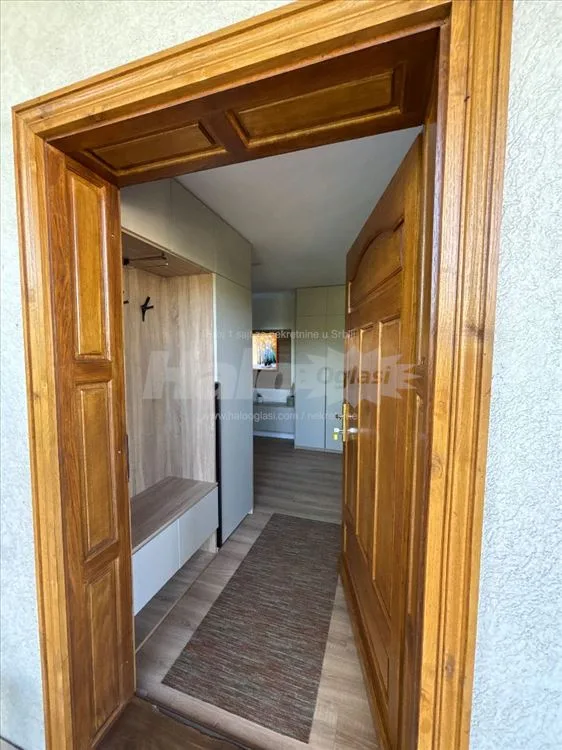 Nova i potpuno opremljena garsonjera 24m² — 2