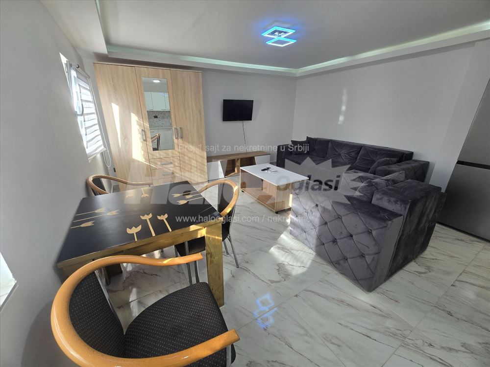 Nova, komforna garsonjera, 35m² — 5