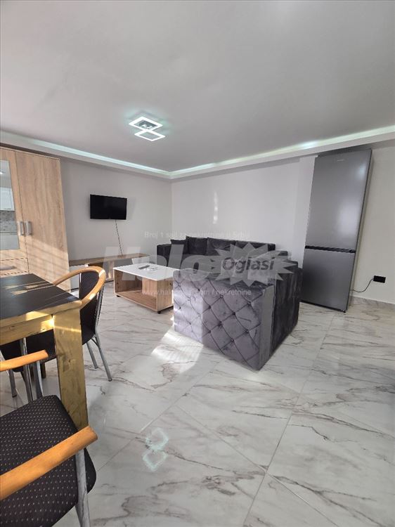 Nova, komforna garsonjera, 35m² — 6