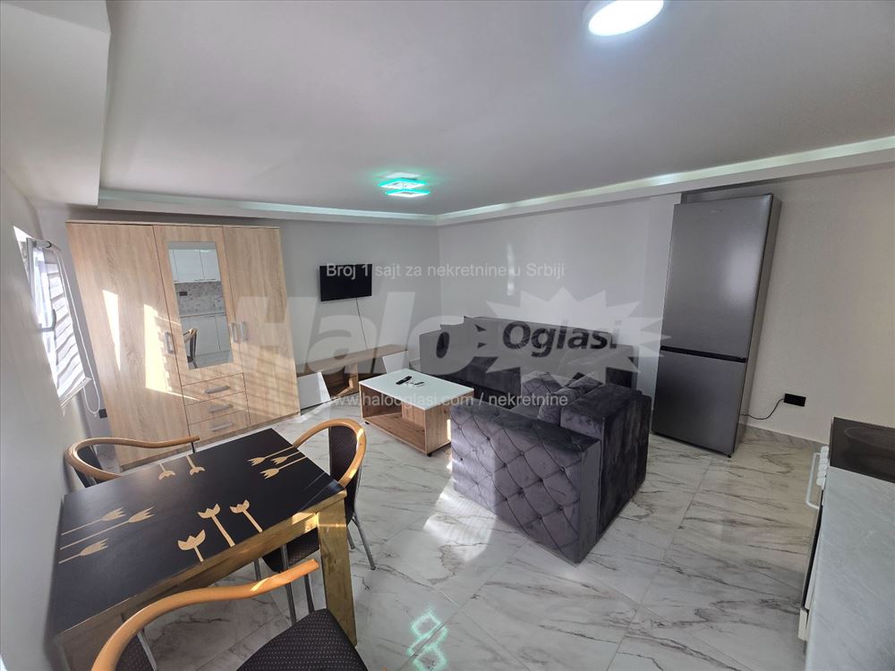 Nova, komforna garsonjera, 35m² — 7