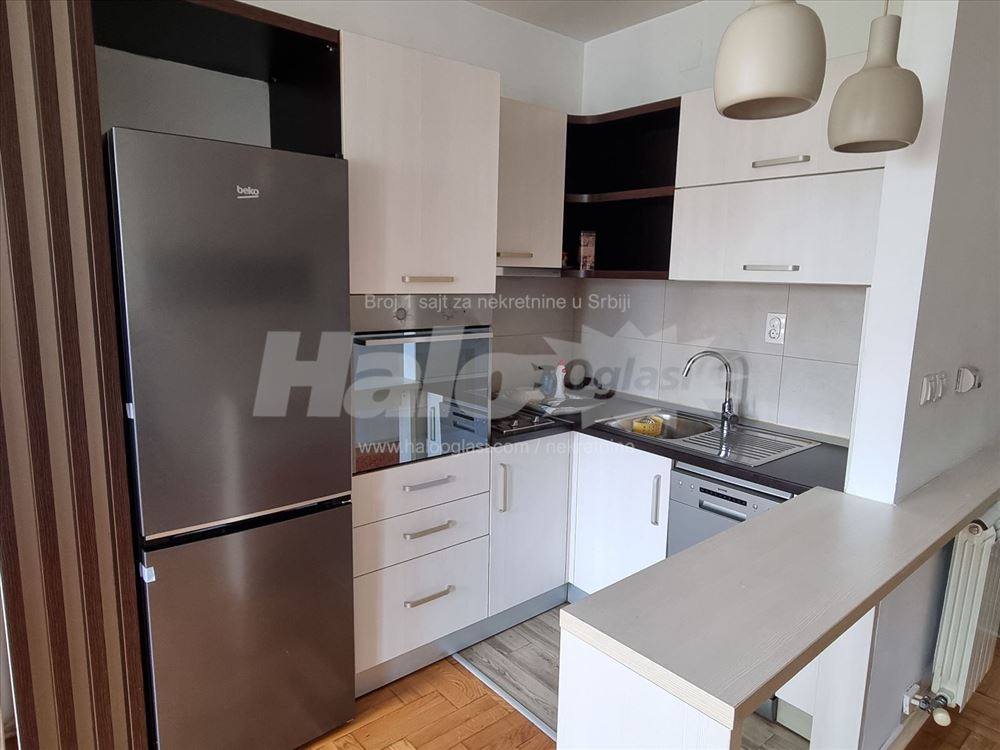 Nova opremljena lux garsonjera — 8