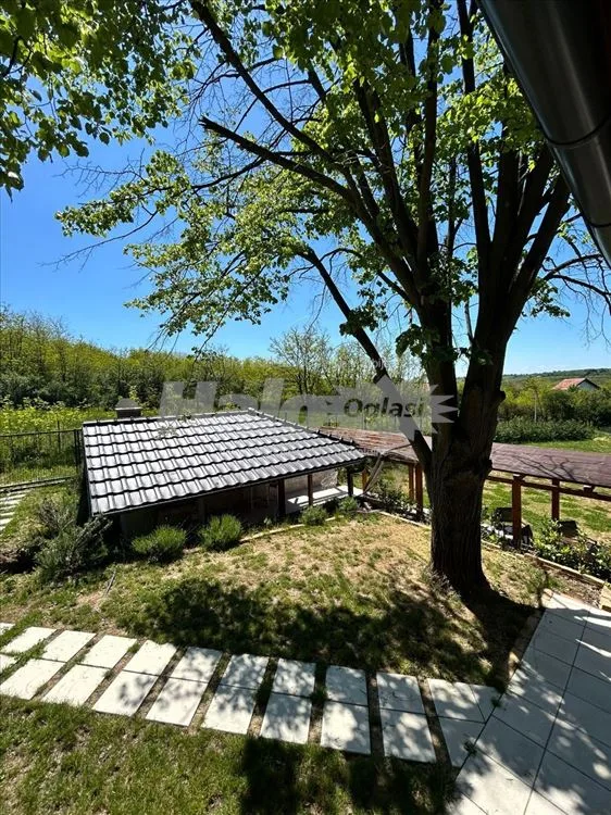 Nova porodična prelepa vikend kuća, Trešnja/Avala — 5