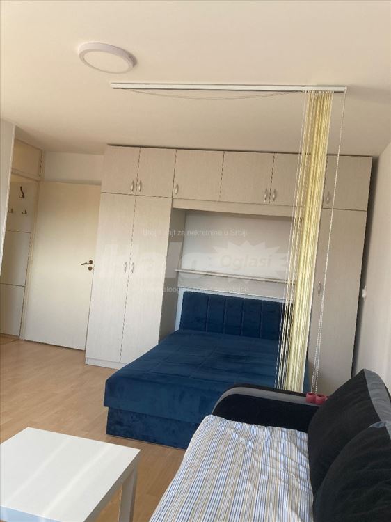 Novi Beograd, Bežanija, Garsonjera — 9