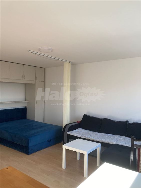 Novi Beograd, Bežanija, Garsonjera — 10