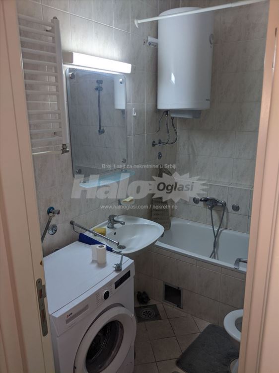 Novi Beograd, Bežanijska kosa, jednosoban stan — 11