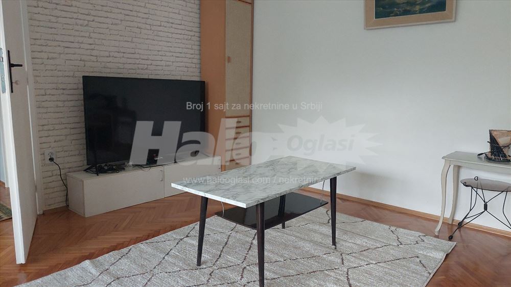 Novi Beograd, Blok 1, Fontana — 3