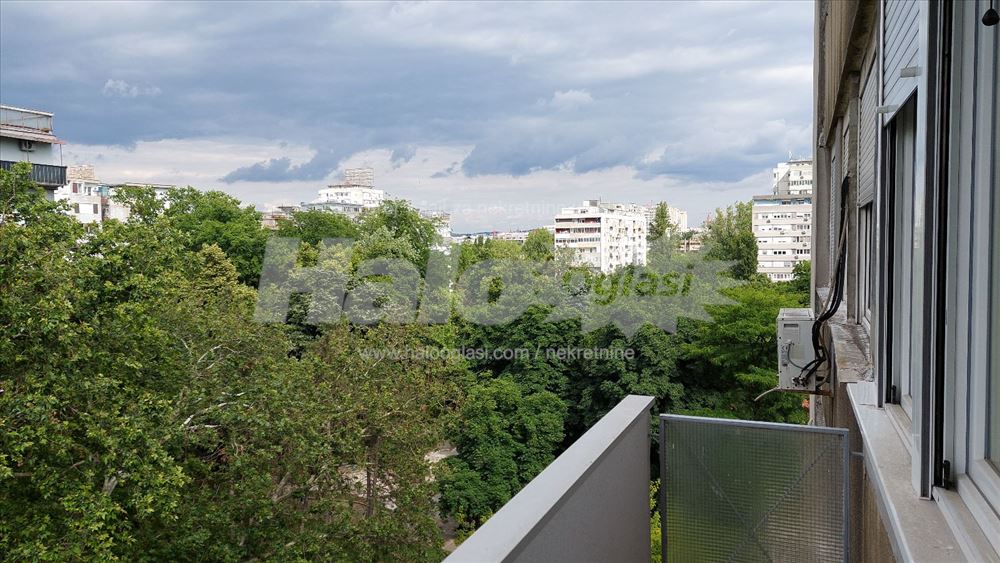 Novi Beograd, Blok 1, Fontana — 9