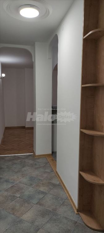 Novi Beograd, blok 21, dvoiposoban stan — 8