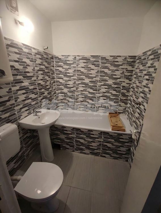 Novi Beograd, blok 28, velike terase — 4