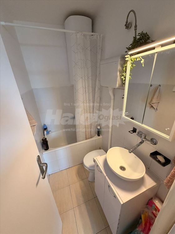 Novi Beograd, Blok 3, 58m2 — 15