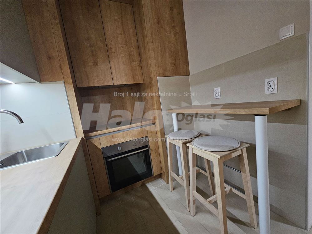 Novi Beograd, Blok 30 stan41m2 — 4
