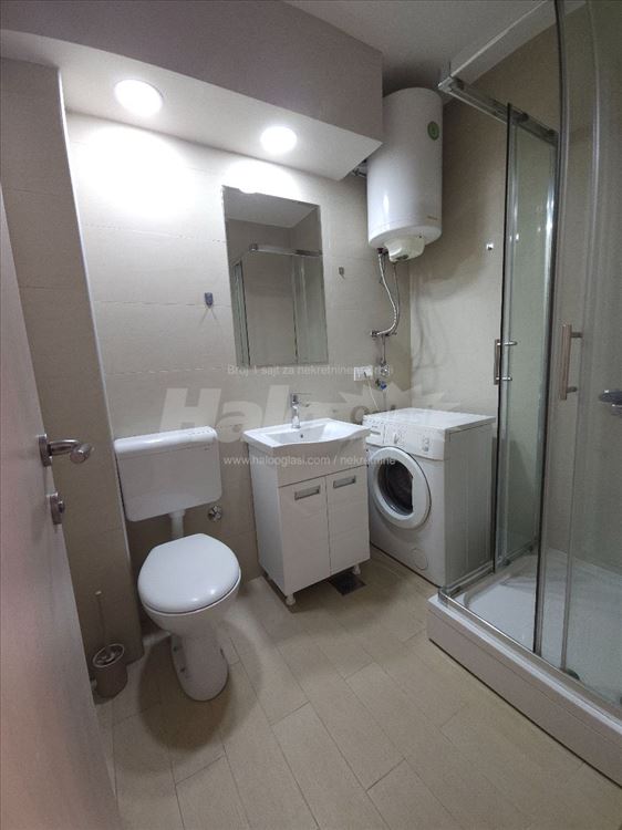 Novi Beograd, Blok 30 stan41m2 — 8