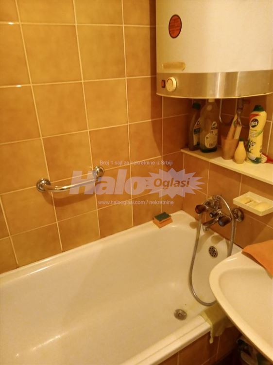 Novi Beograd, blok 45, garsonjera — 4