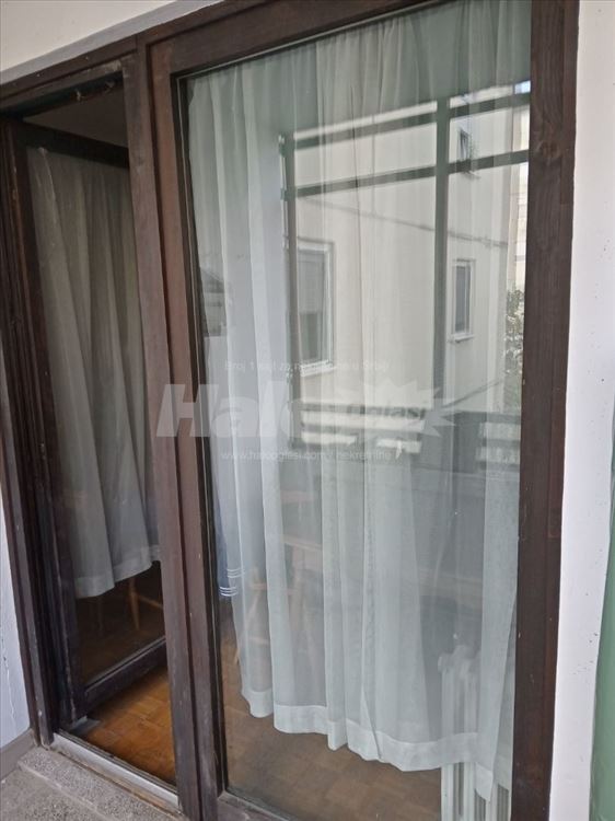 Novi Beograd, blok 45, garsonjera — 9