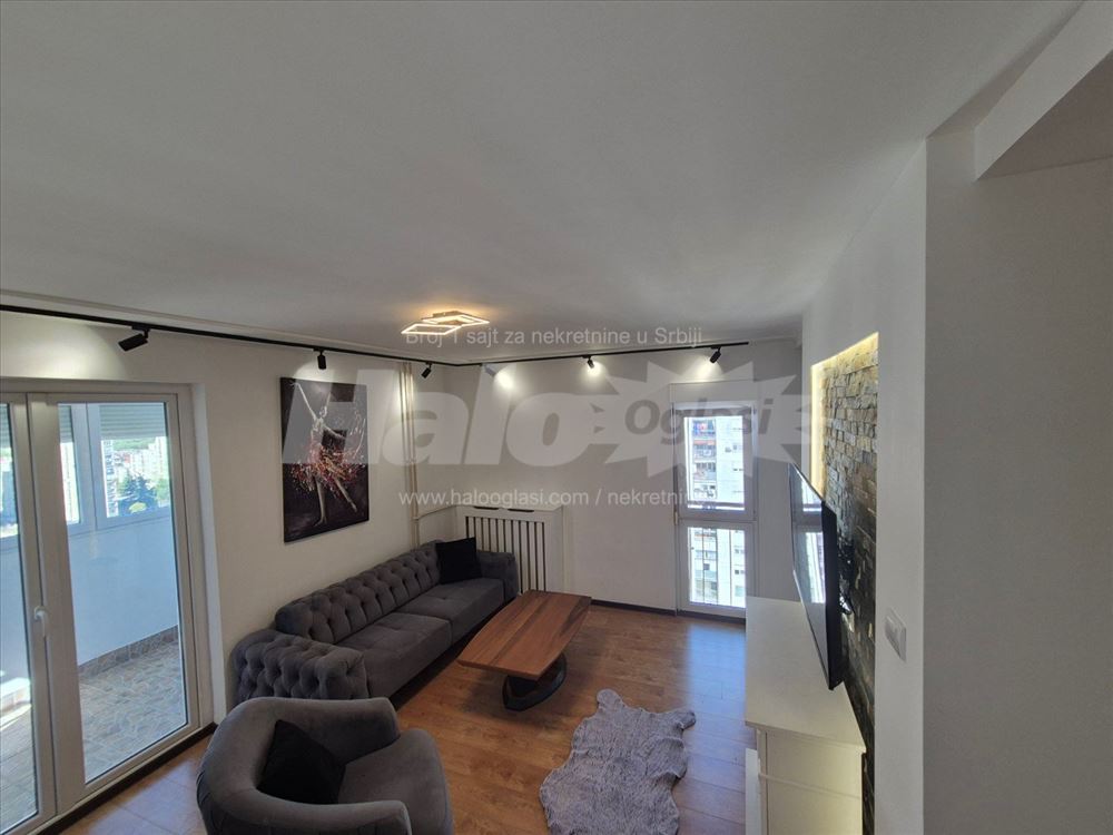 Od VLASNIKA- Novi Beograd Blok 61, Jurija Gagarina — 8