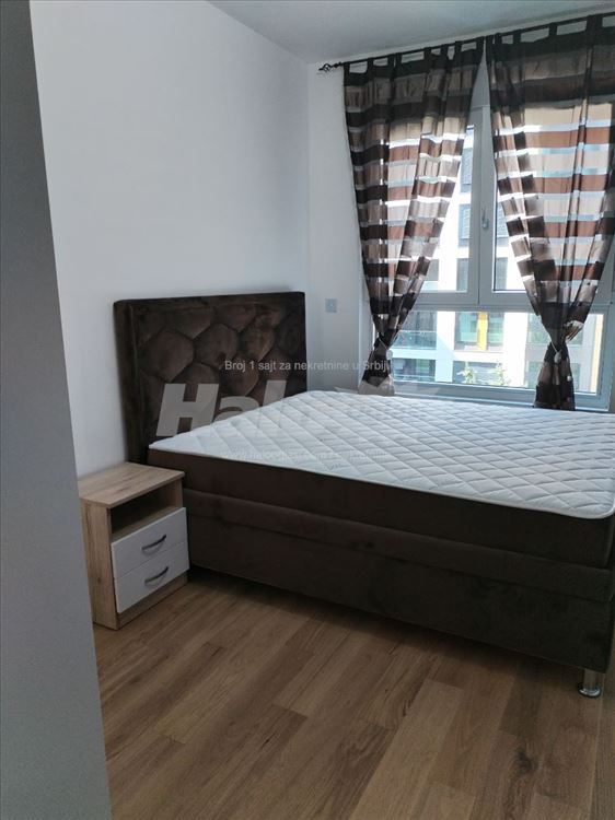 Novi Beograd, Blok 65, 2.0 soban Newport, namešten — 8
