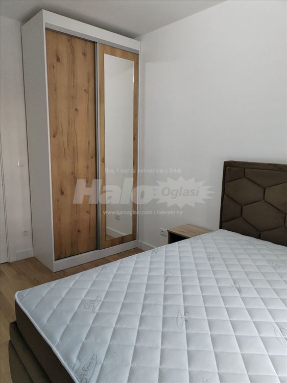 Novi Beograd, Blok 65, 2.0 soban Newport, namešten — 9