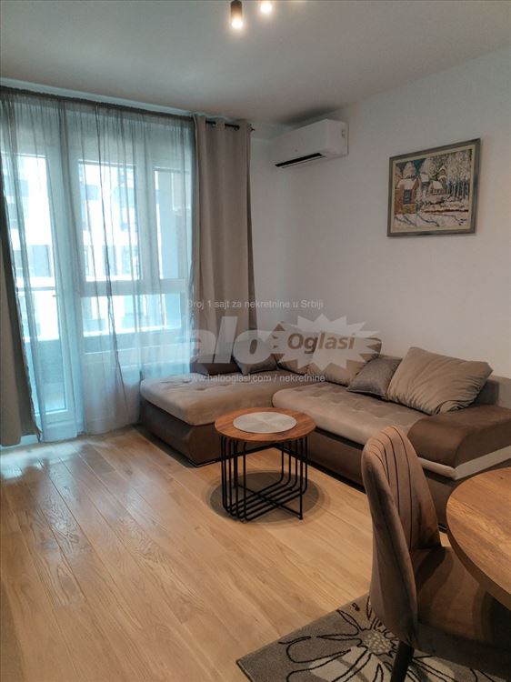 Novi Beograd, Blok 65, 2.0 soban Newport, namešten — 13
