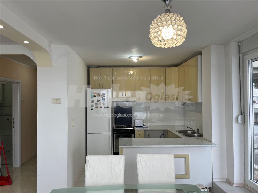 Novi Beograd - Blok 70, 2,0, 60m2 - Namešten — 3