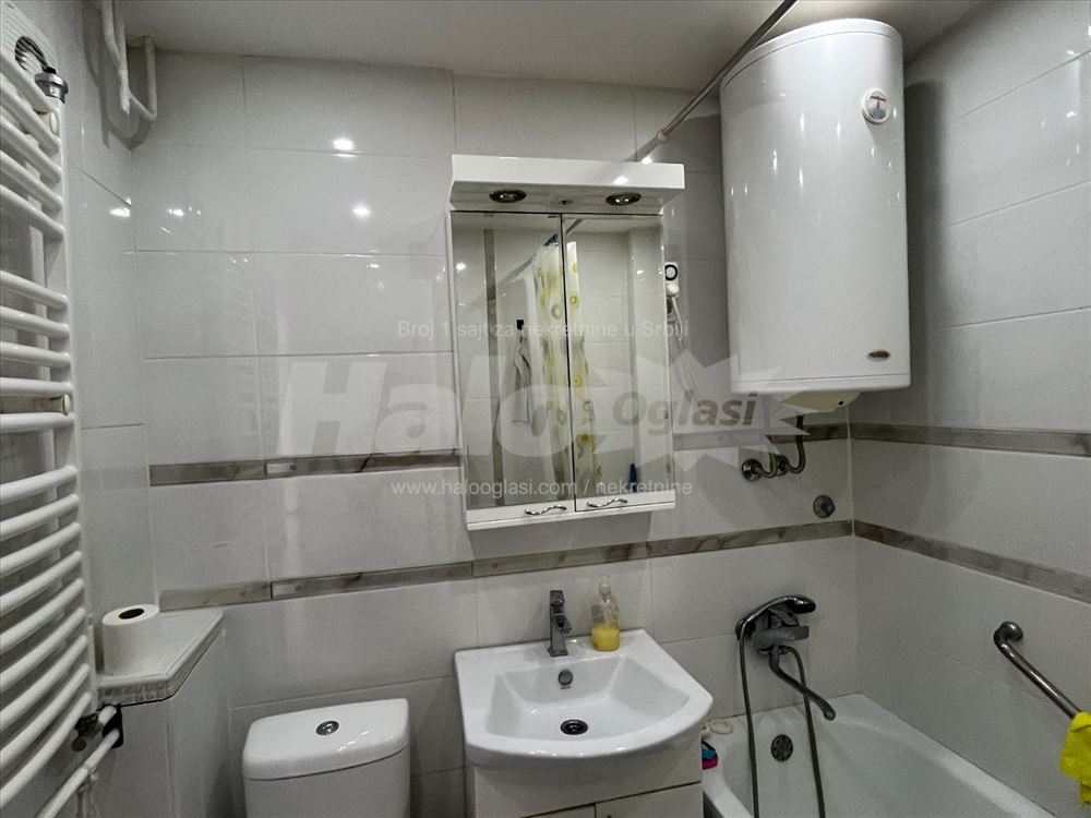 Novi Beograd - Blok 70, 2,0, 60m2 - Namešten — 6